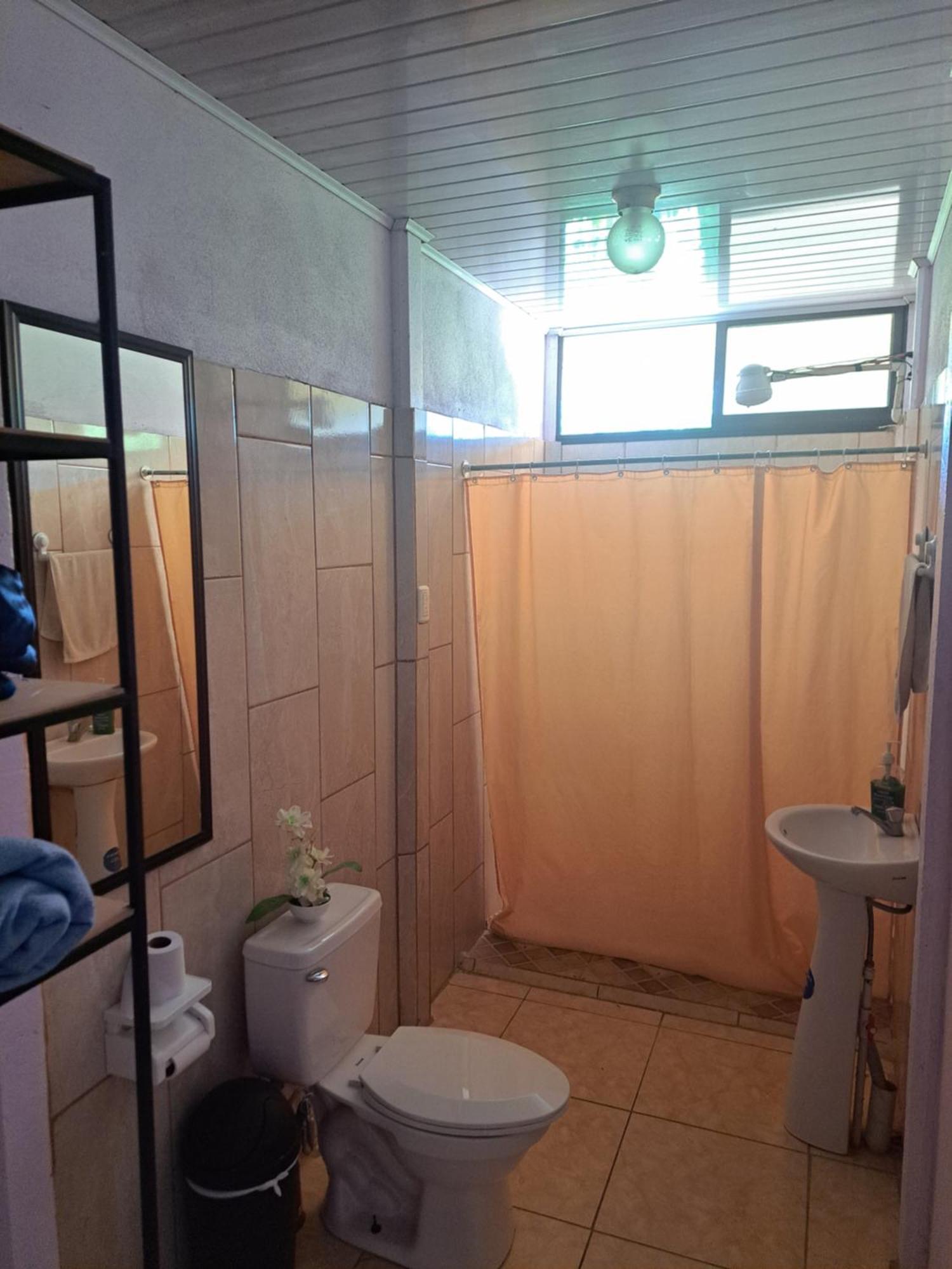Hospedaje Luis Y Ana Pejibaye Habitación foto